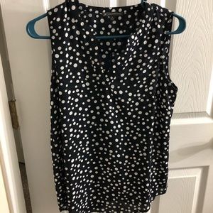 Woman’s Navy Size Medium Sleeveless Blouse